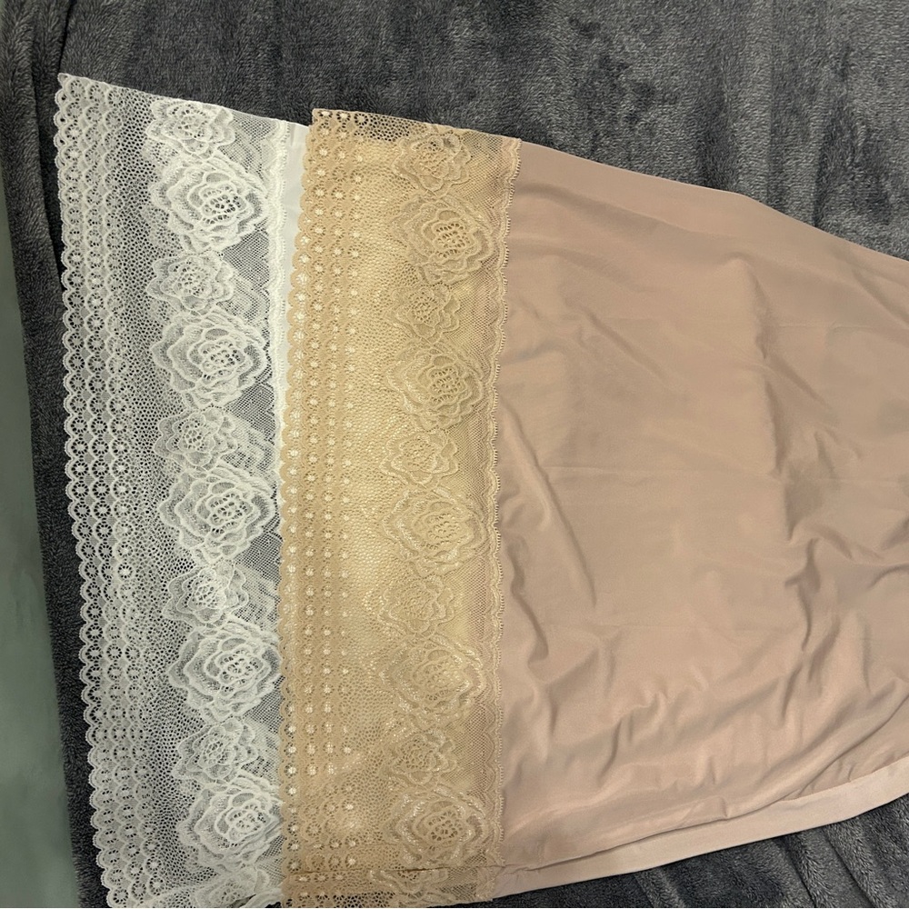 Lace Trim Slips in Cream and White (set of 2)